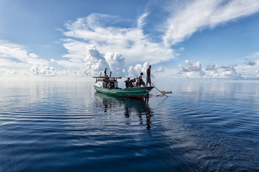 La tribù Bajau: storia di un popolo che vive in simbiosi con l’acqua